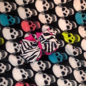 handmade scene girl hair bow :3